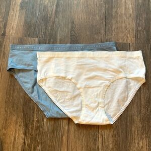 NWOT Victoria Secret pair of panties size small